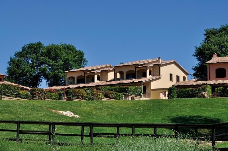 Residence Terme Di Sorano מראה חיצוני תמונה